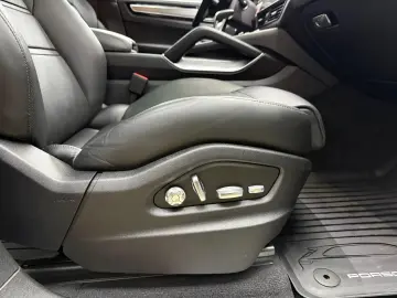 Porsche Cayenne Turbo S E-Hybrid Tiptronic S