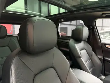 Porsche Cayenne Turbo S E-Hybrid Tiptronic S