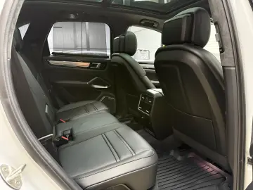 Porsche Cayenne Turbo S E-Hybrid Tiptronic S