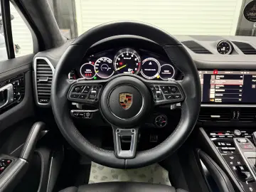 Porsche Cayenne Turbo S E-Hybrid Tiptronic S