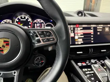 Porsche Cayenne Turbo S E-Hybrid Tiptronic S