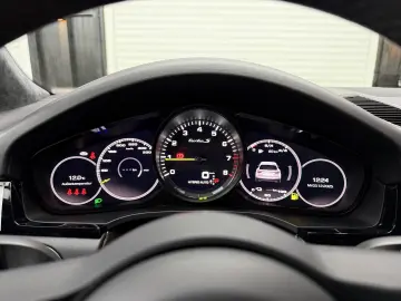Porsche Cayenne Turbo S E-Hybrid Tiptronic S