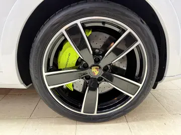 Porsche Cayenne Turbo S E-Hybrid Tiptronic S