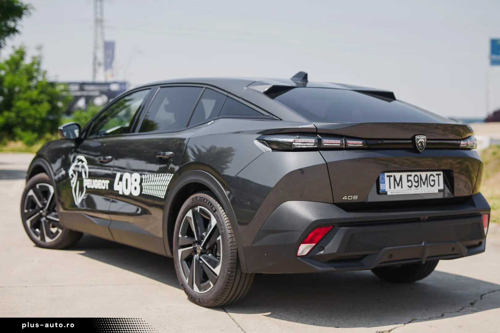 Peugeot 408 ALLURE PACK 1.2 L PURETECH TURBO SS 130 CP EAT8