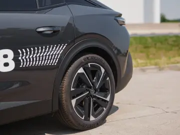 Peugeot 408 ALLURE PACK 1.2 L PURETECH TURBO SS 130 CP EAT8