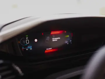 Peugeot 408 ALLURE PACK 1.2 L PURETECH TURBO SS 130 CP EAT8