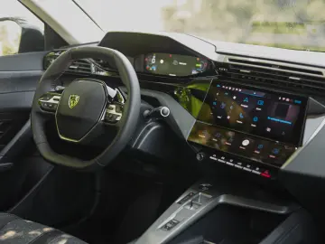 Peugeot 408 ALLURE PACK 1.2 L PURETECH TURBO SS 130 CP EAT8