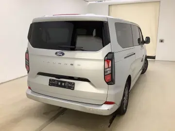 Tourneo Custom Bus 320 L2 Tourneo Titanium FWD