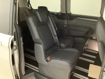 Tourneo Custom Bus 320 L2 Tourneo Titanium FWD