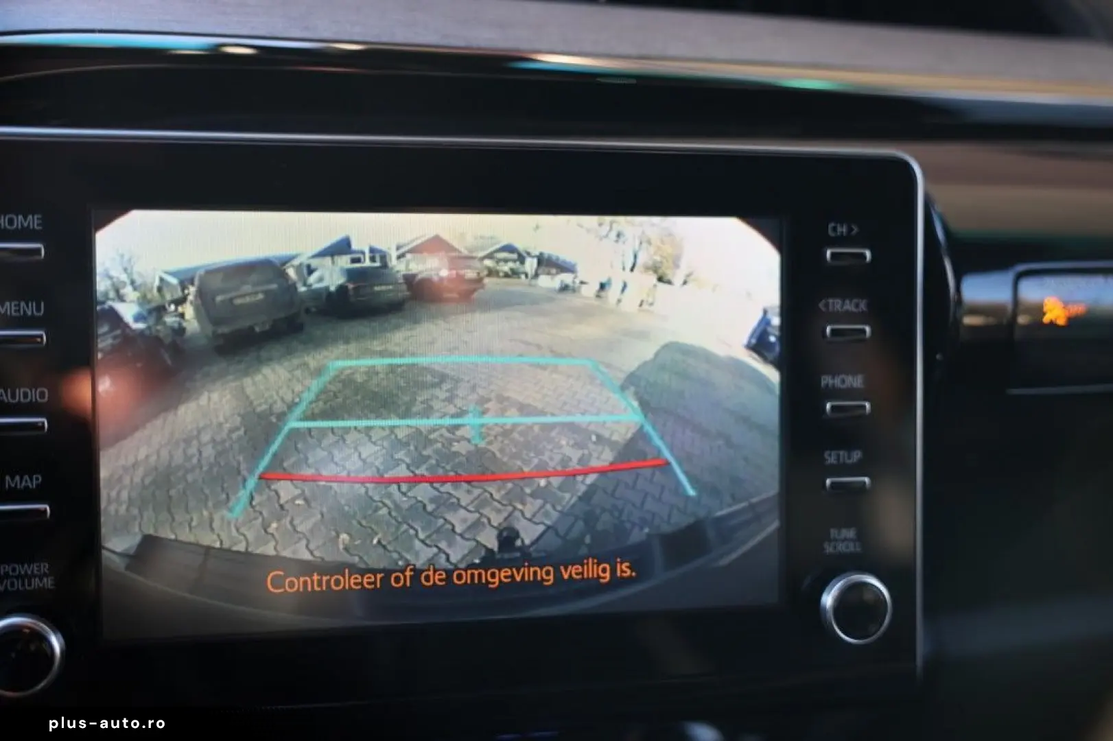 Hilux 2.8 D-4D X-TRA CAB INVINCIBLE