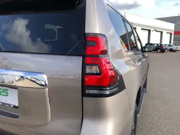 Land Cruiser 2.8 D-4D Executive 4x4