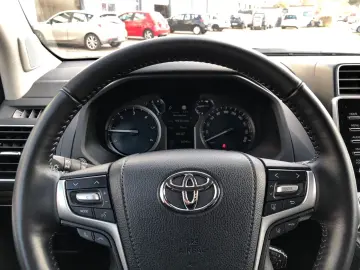 Land Cruiser 2.8 D-4D Executive 4x4