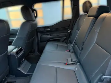 Land Cruiser 2.8 D-4D AWD Executive