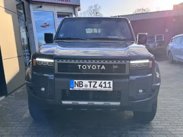 Land Cruiser 2.8 D-4D AWD Executive