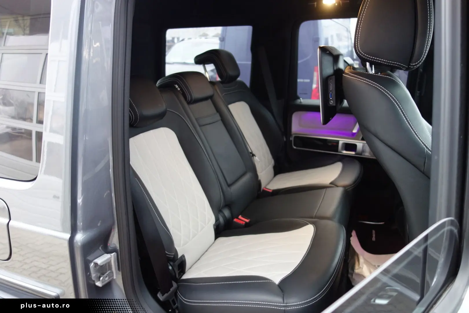 G 63 AMG MANUFAKTUR REARTV STDHZG ACC 360