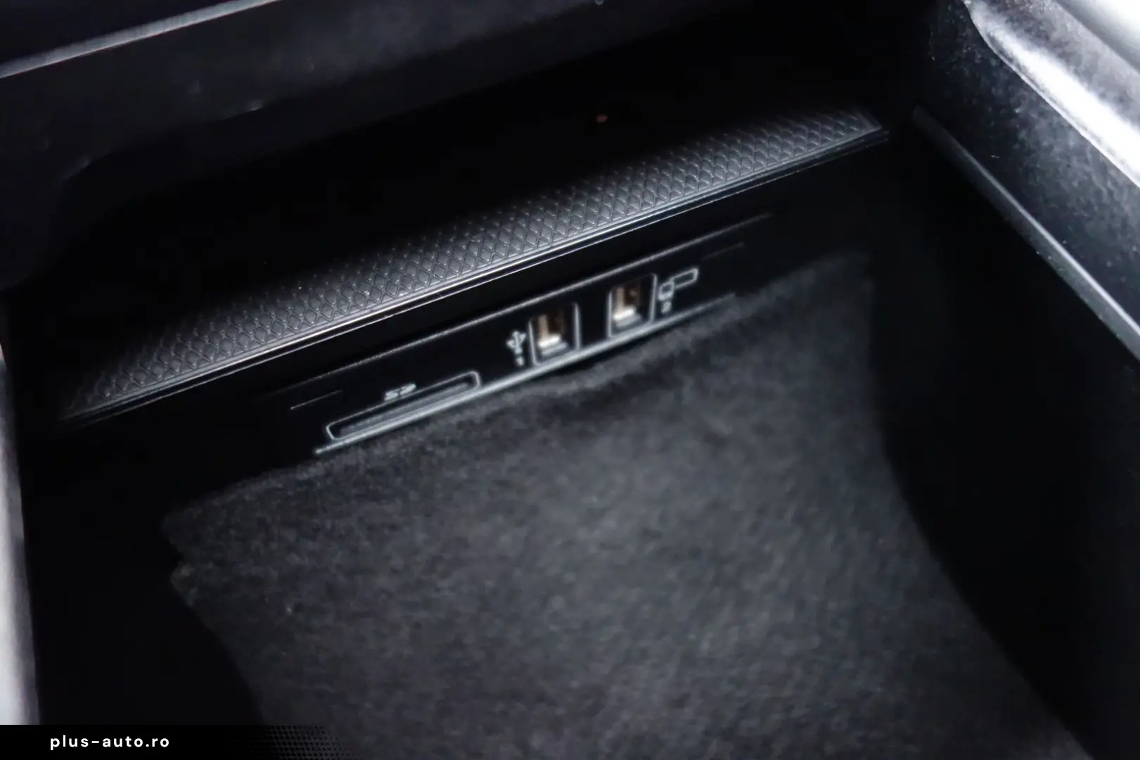 G 63 AMG MANUFAKTUR REARTV STDHZG ACC 360