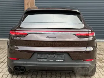 Cayenne Hybrid Platinum Edition