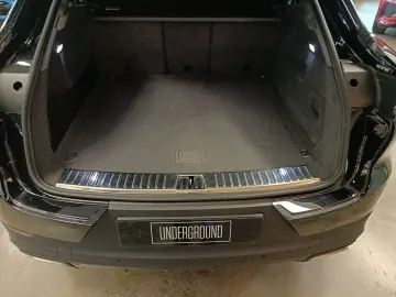 Cayenne Coupe E-Hybrid