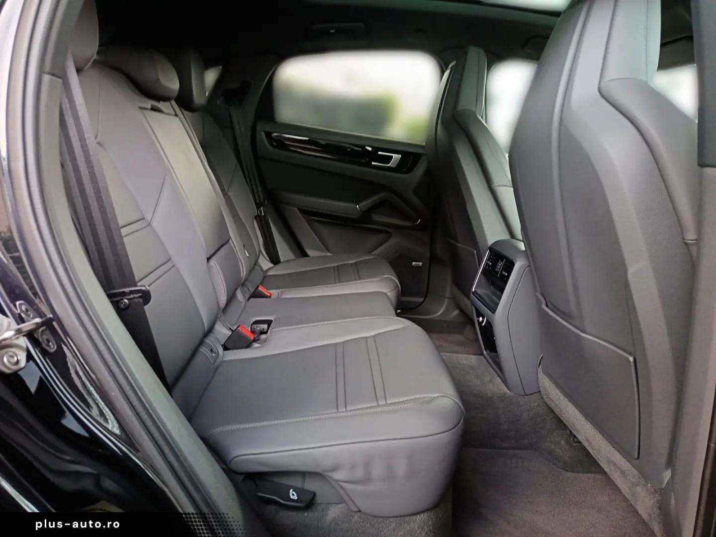 Cayenne Coupe E-Hybrid