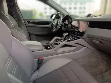 Cayenne Coupe E-Hybrid