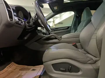 Cayenne Coupe E-Hybrid