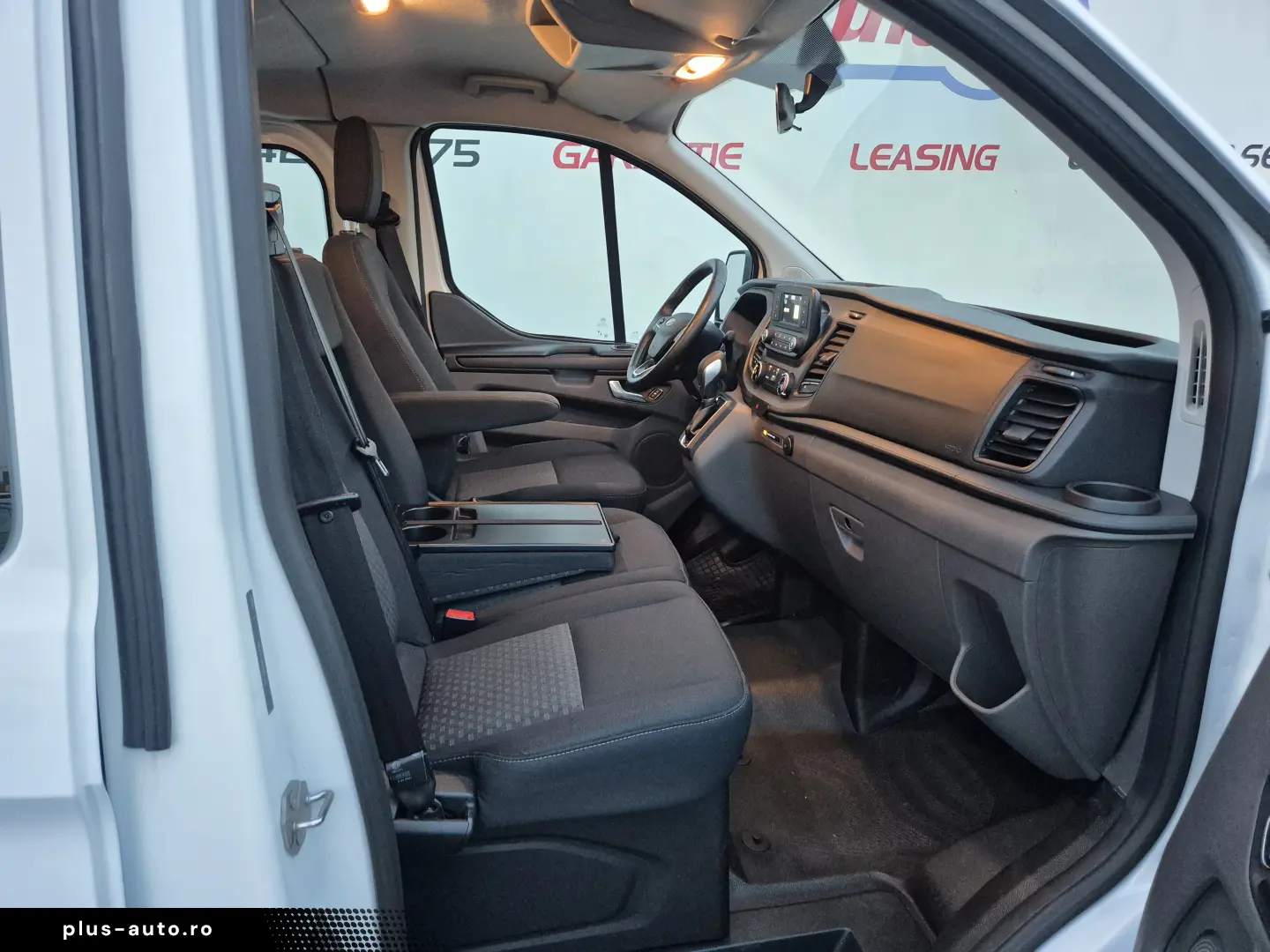 Ford Transit Custom Kombi 2.0 EcoBlue 130 CP L2H1 Trend Aut.