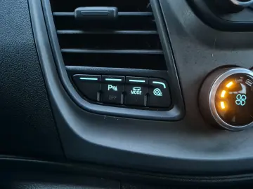 Ford Transit Custom Kombi 2.0 EcoBlue 130 CP L2H1 Trend Aut.