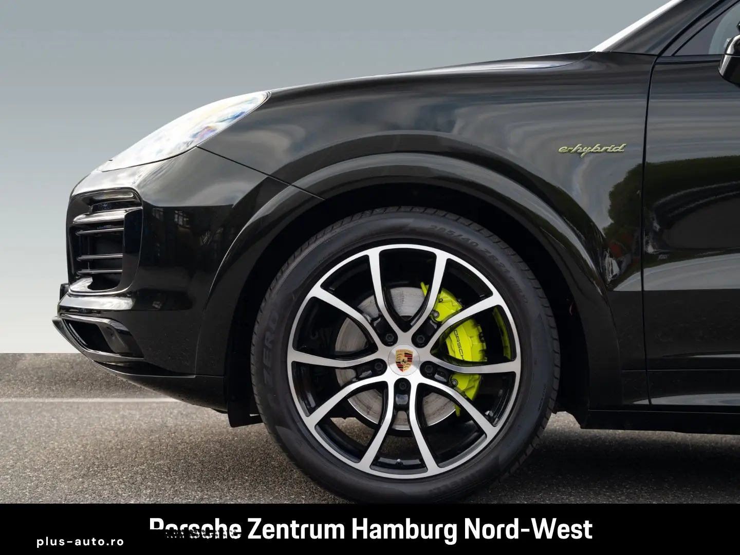 Cayenne E-Hybrid Platinum Edition  Panorama