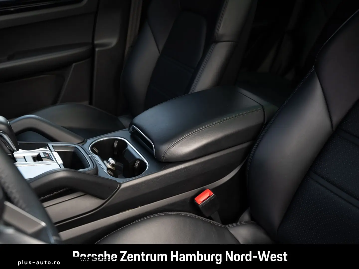 Cayenne E-Hybrid Platinum Edition  Panorama