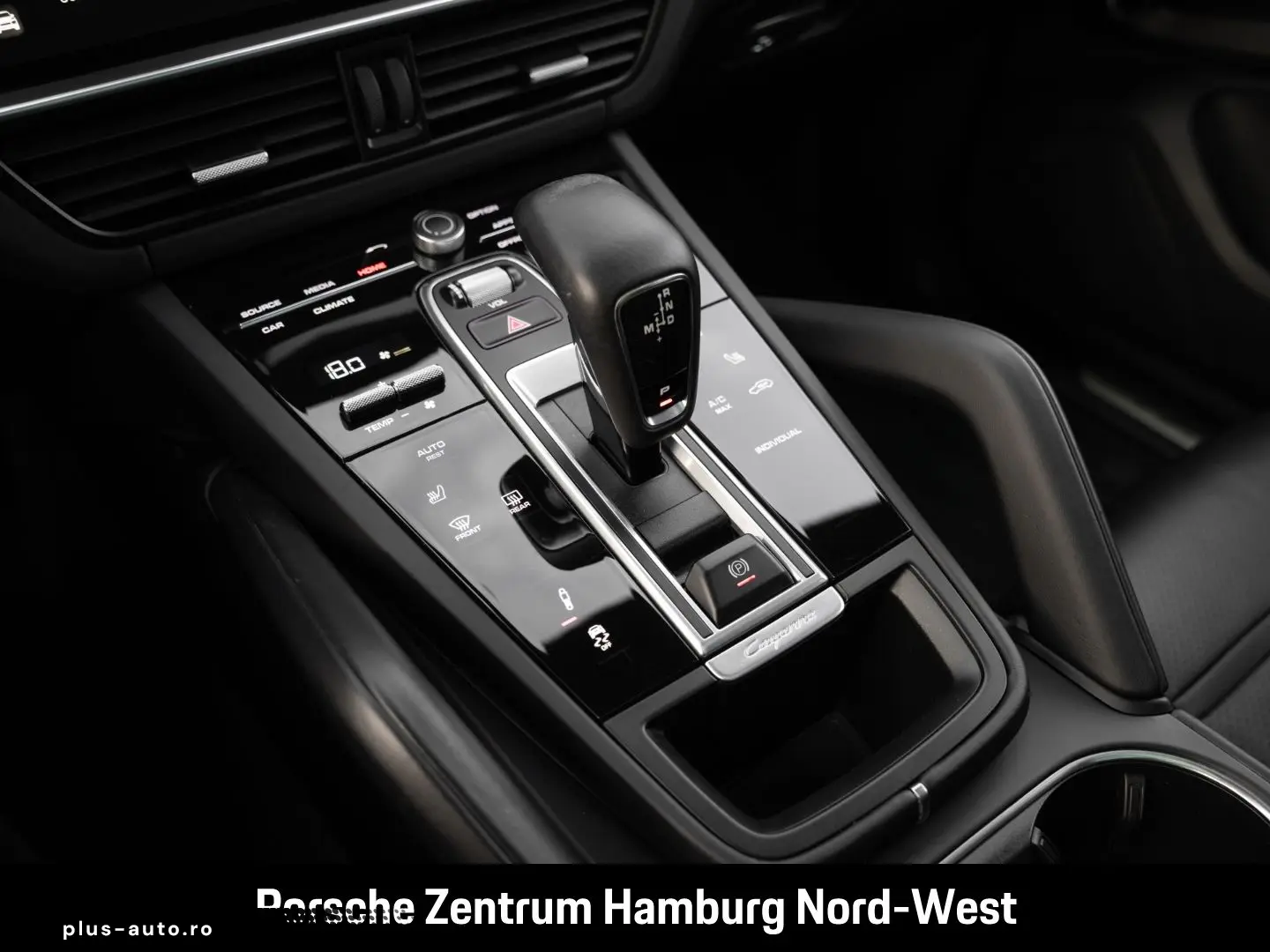 Cayenne E-Hybrid Platinum Edition  Panorama