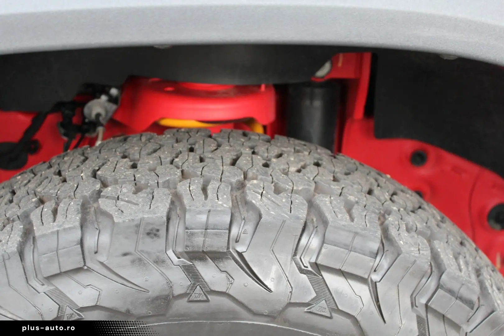 Grenadier Quartermaster Trialmaster mit Winde