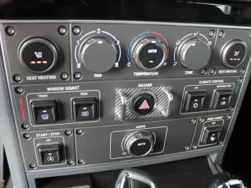 Grenadier Quartermaster Trialmaster mit Winde