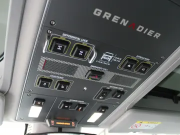 Grenadier Quartermaster Trialmaster mit Winde