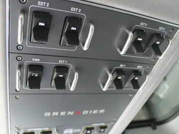 Grenadier Quartermaster Trialmaster mit Winde