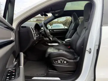 Cayenne Coupe Turbo EXCKLUSIVE APPROVED LUFT AHK