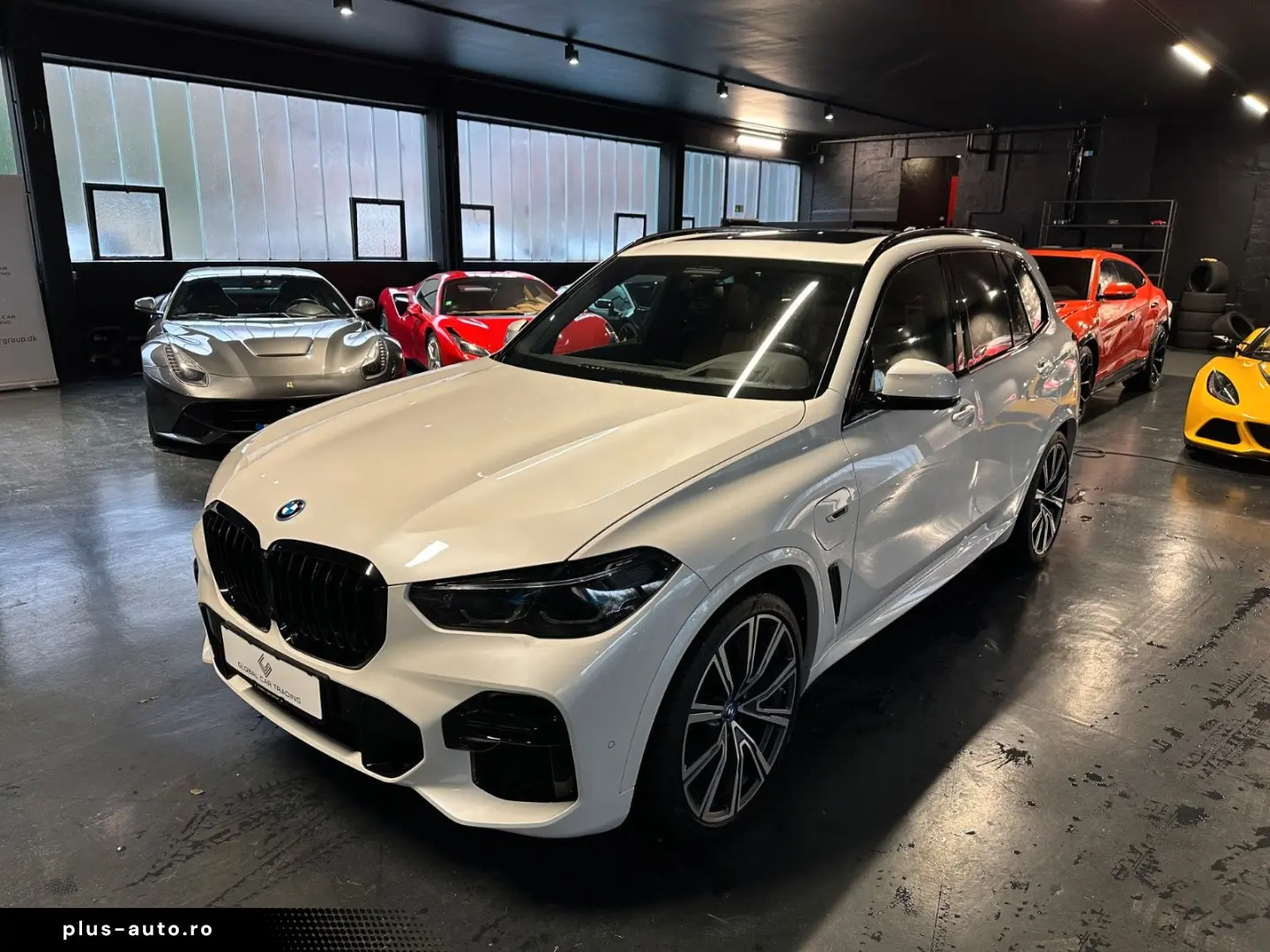 X5 xDrive 45e M Sport Fond-Entertainment Pano HK