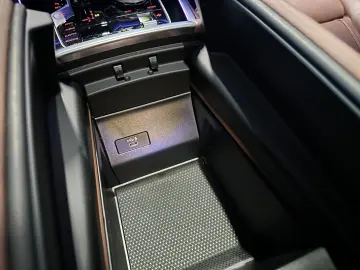 X5 xDrive 45e M Sport Fond-Entertainment Pano HK