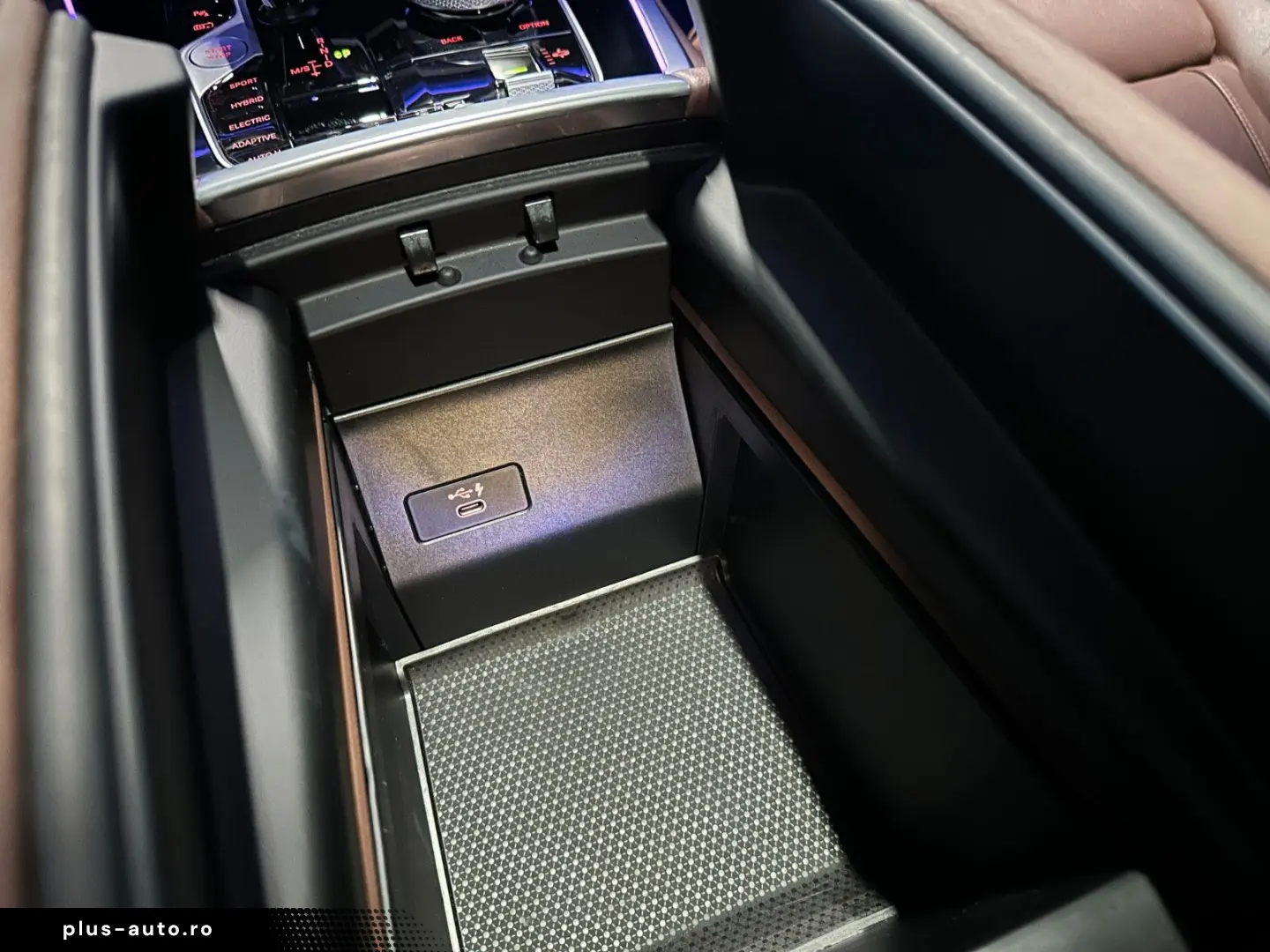 X5 xDrive 45e M Sport Fond-Entertainment Pano HK