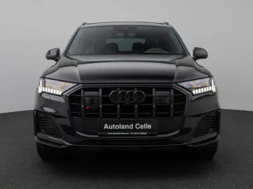 SQ7 4.0 TDI quattro. Panorama 360  HUD 7 Sitzer