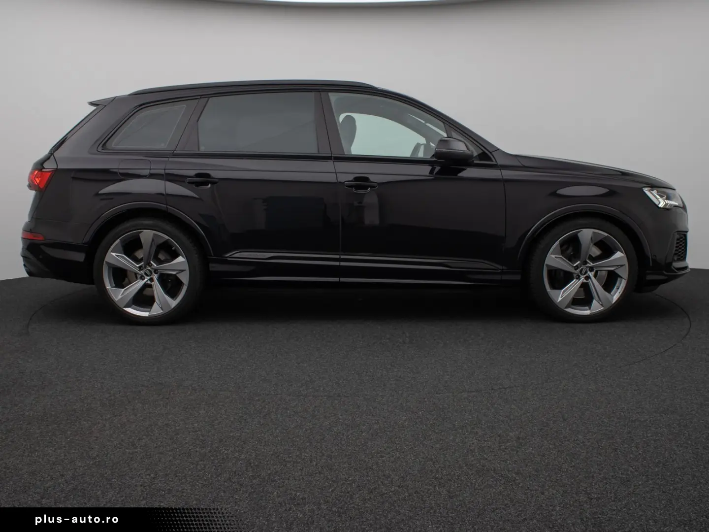 SQ7 4.0 TDI quattro. Panorama 360  HUD 7 Sitzer