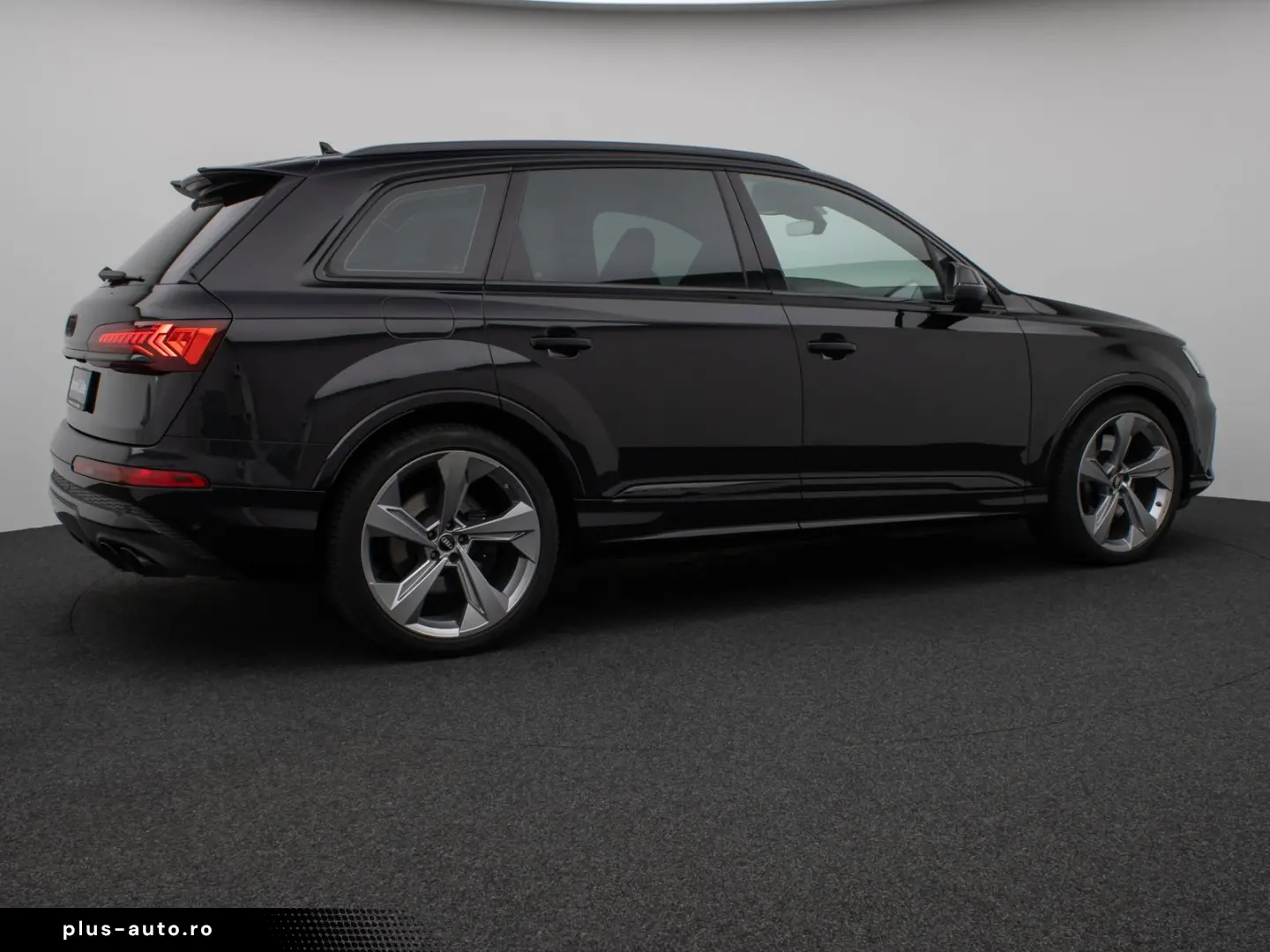 SQ7 4.0 TDI quattro. Panorama 360  HUD 7 Sitzer
