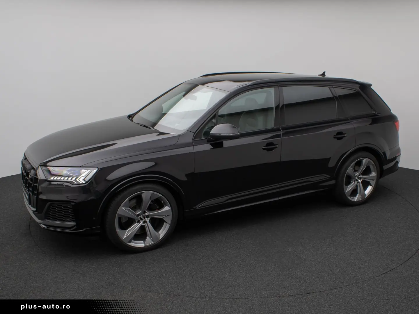 SQ7 4.0 TDI quattro. Panorama 360  HUD 7 Sitzer
