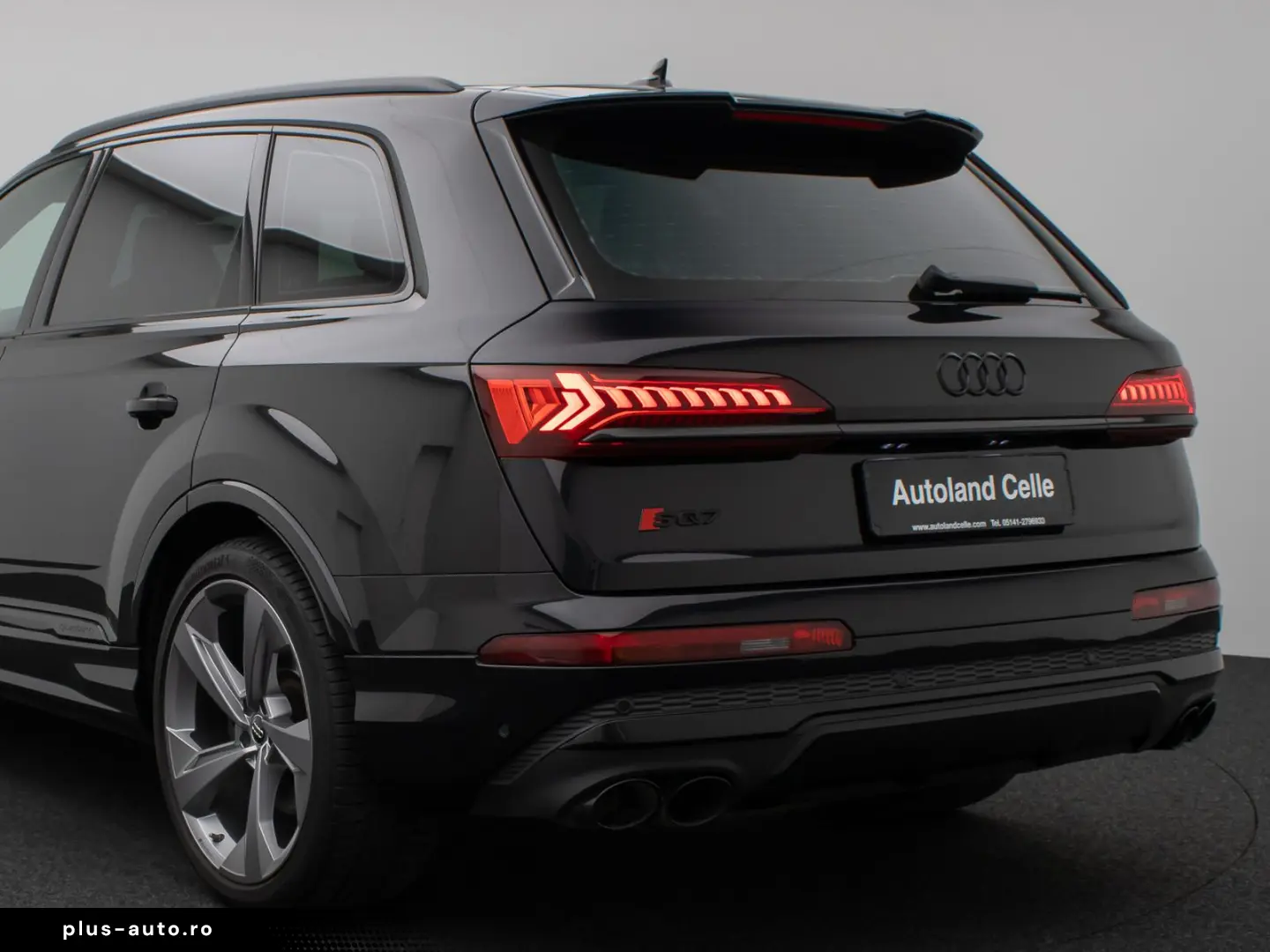 SQ7 4.0 TDI quattro. Panorama 360  HUD 7 Sitzer