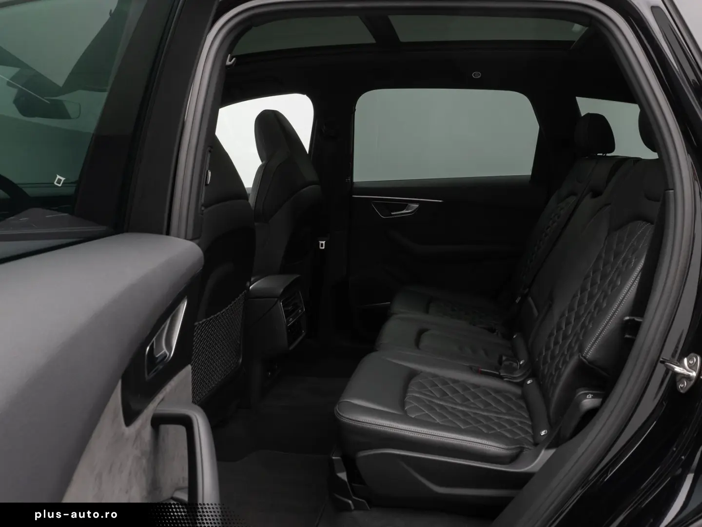 SQ7 4.0 TDI quattro. Panorama 360  HUD 7 Sitzer