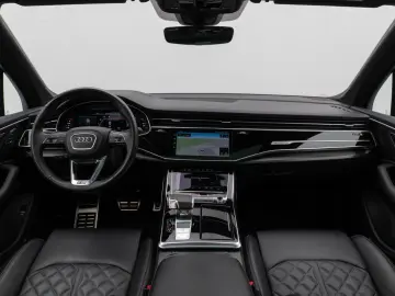 SQ7 4.0 TDI quattro. Panorama 360  HUD 7 Sitzer