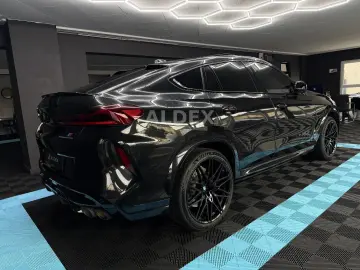 BMW X6 M Comp B&W SKYLOUNGE CARBON MASSAGE