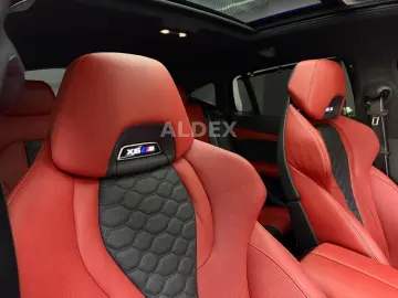 BMW X6 M Comp B&W SKYLOUNGE CARBON MASSAGE