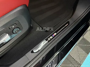 BMW X6 M Comp B&W SKYLOUNGE CARBON MASSAGE