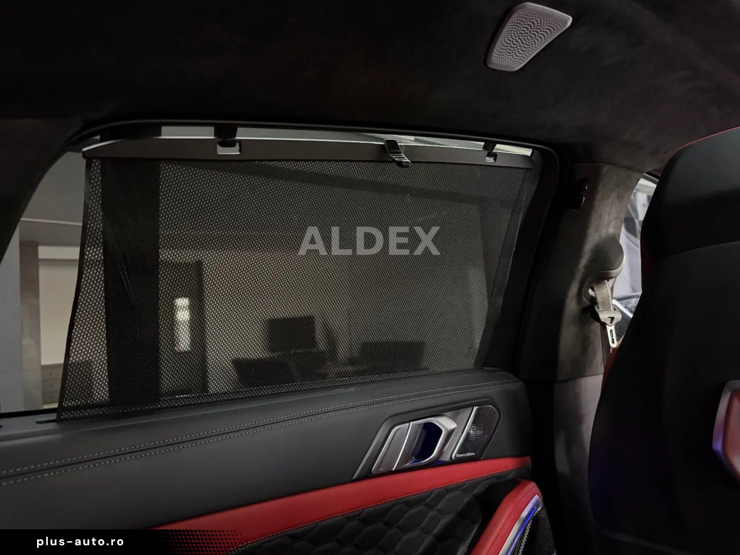 BMW X6 M Comp B&W SKYLOUNGE CARBON MASSAGE