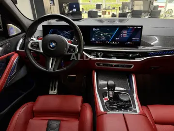 BMW X6 M Comp B&W SKYLOUNGE CARBON MASSAGE